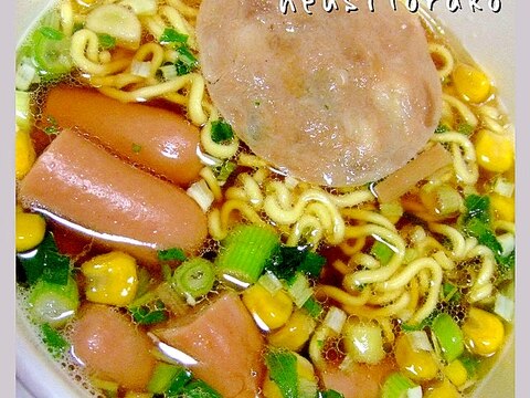 ウィンナーを一緒に茹でよう♡カップ麺